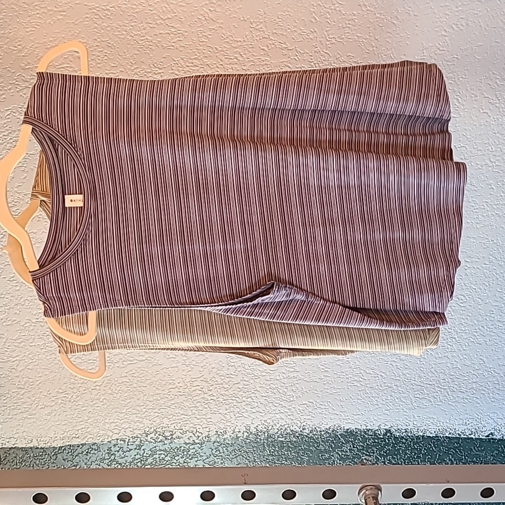 Set of 2 Athleta Tank Tops